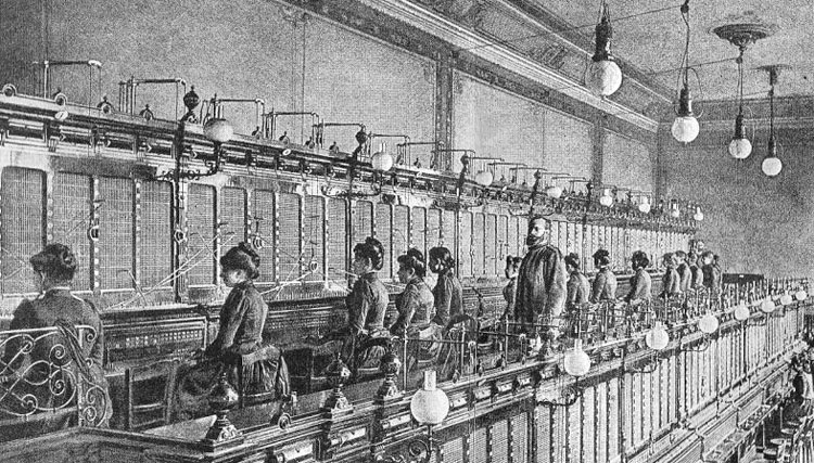 Een telefooncentrale in 1893. © Wikimedia Commons