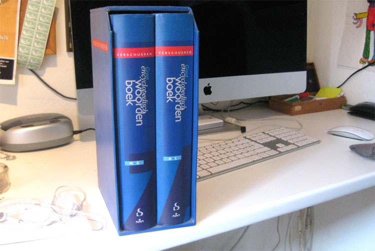 Een hedendaagse uitvoering van Verschuerens woordenboek.