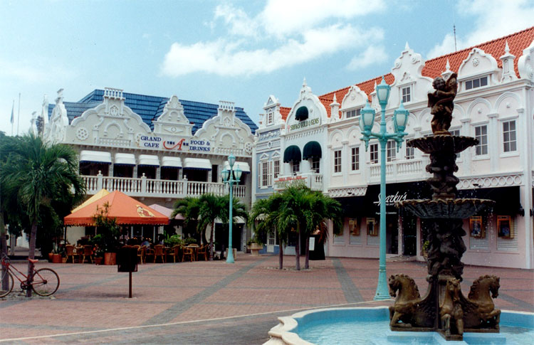 Oranjestad, de hoofdstad van Aruba.