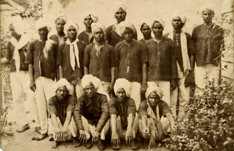 Hindoestaanse immigranten van Brits-Indische afkomst tussen 1880 en 1900.