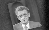 Simon Carmiggelt in 1982. © Beeld en Geluid